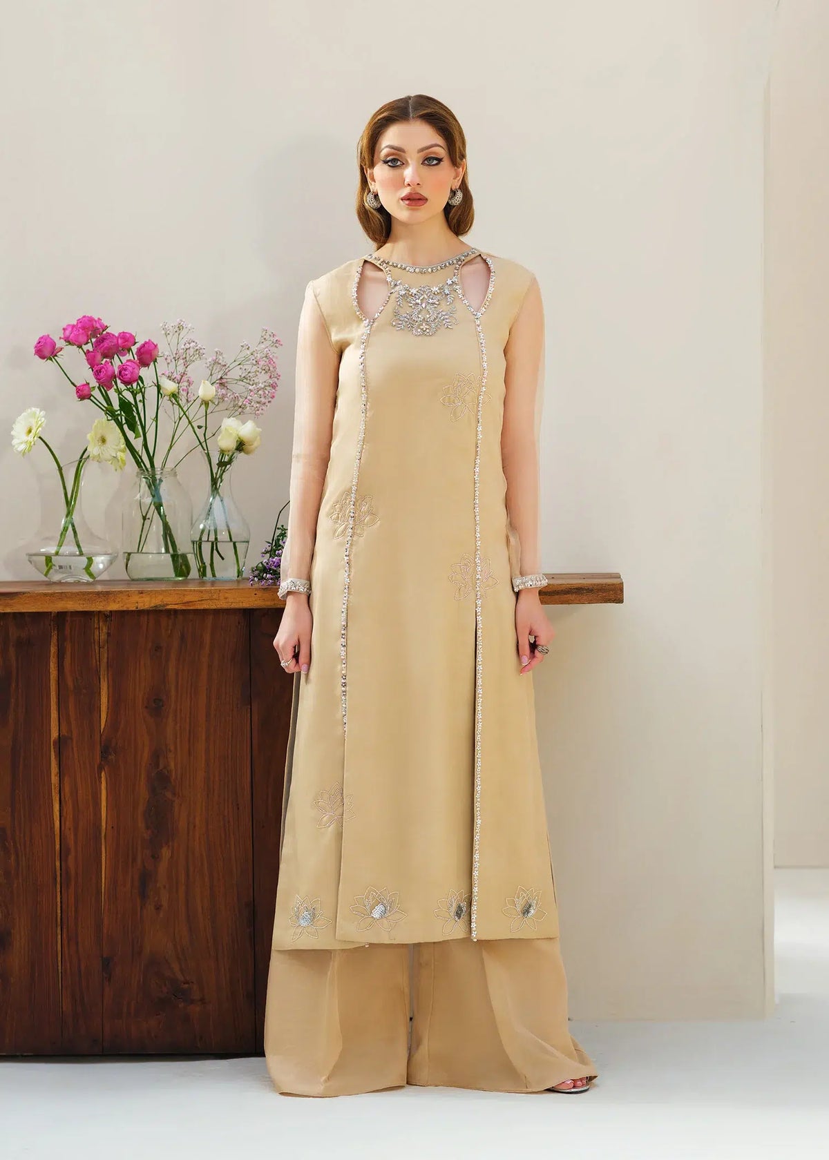 Mahum Asad | Forever and Ever Formals | Glow - Ladies Clothes 