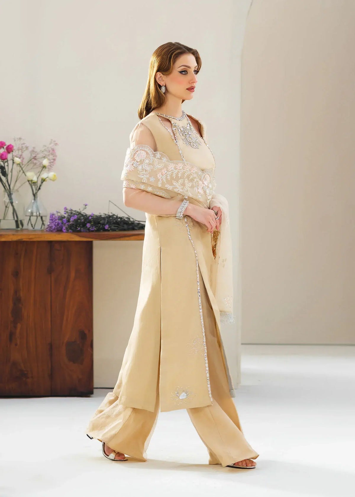 Mahum Asad | Forever and Ever Formals | Glow - Ladies Clothes 
