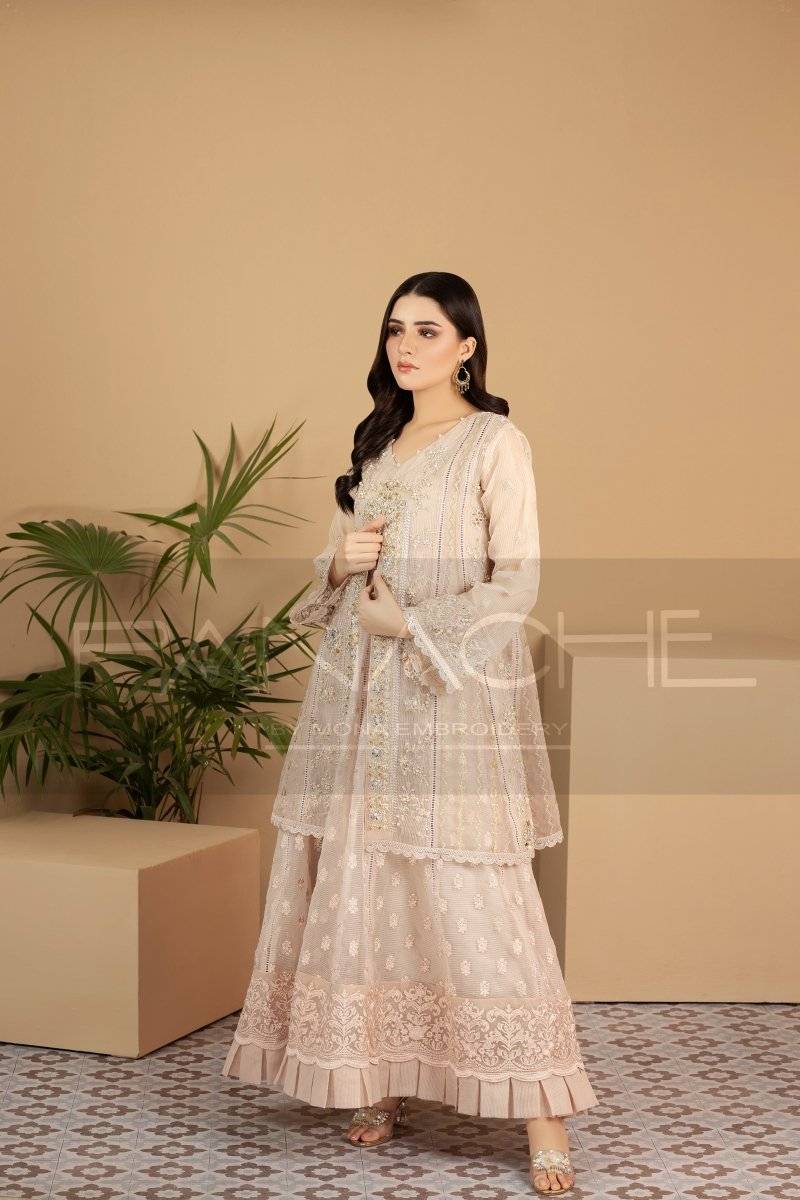 Panache | Pret | Ritzy Rosette by Maria Faisal - Registered Vendor of : Panache By Mona - type : Ladies Clothes - 100% original wedding dresses