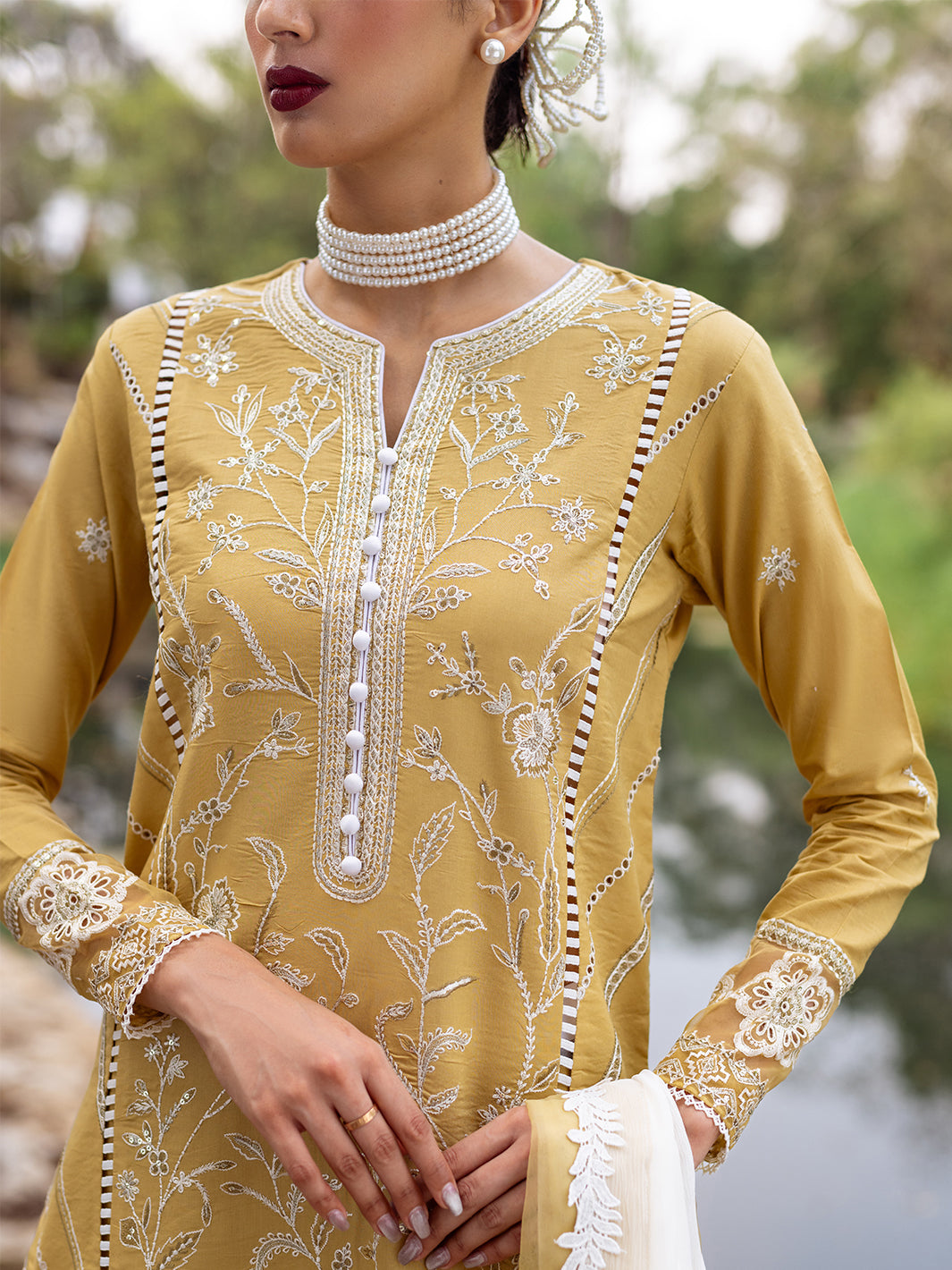 Roheenaz | Dahlia Embroidered Lawn 24 | Forsythia - Ladies Clothes 