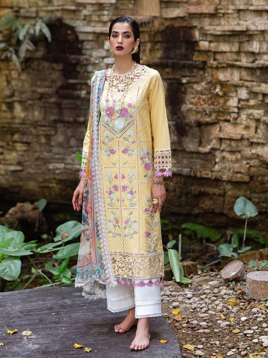 Roheenaz | Dahlia Embroidered Lawn 24 | Daffodil - Ladies Clothes 