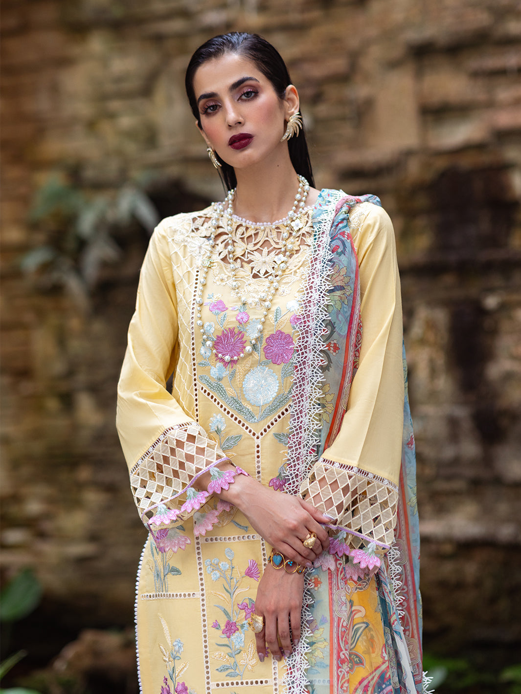 Roheenaz | Dahlia Embroidered Lawn 24 | Daffodil - Ladies Clothes 