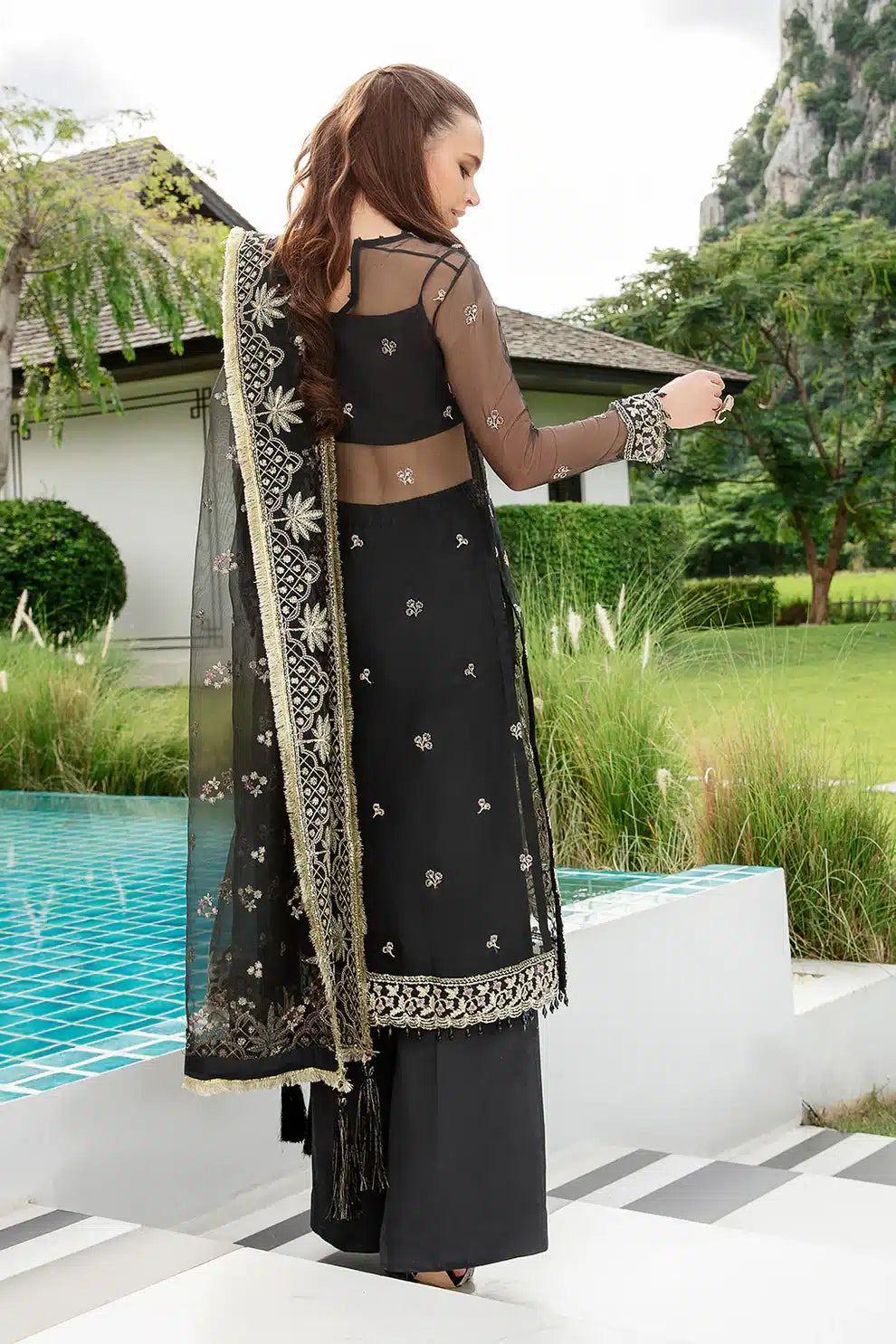 Saad Shaikh | Luminous Formals 23 | Fleur