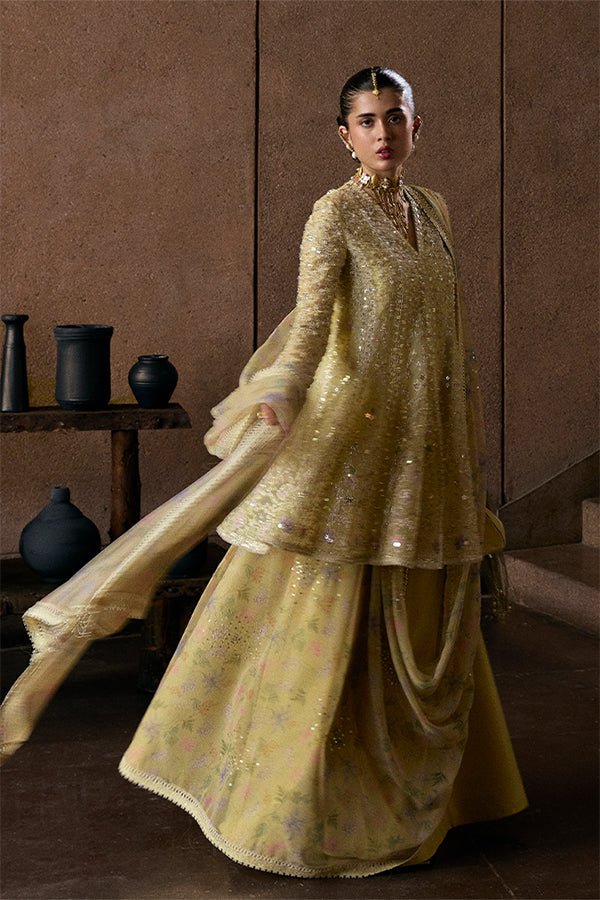 Suffuse | Freeshia Rtw 25 | Merivah - Formal Dress - available at Maria Faisal in UK and USA.