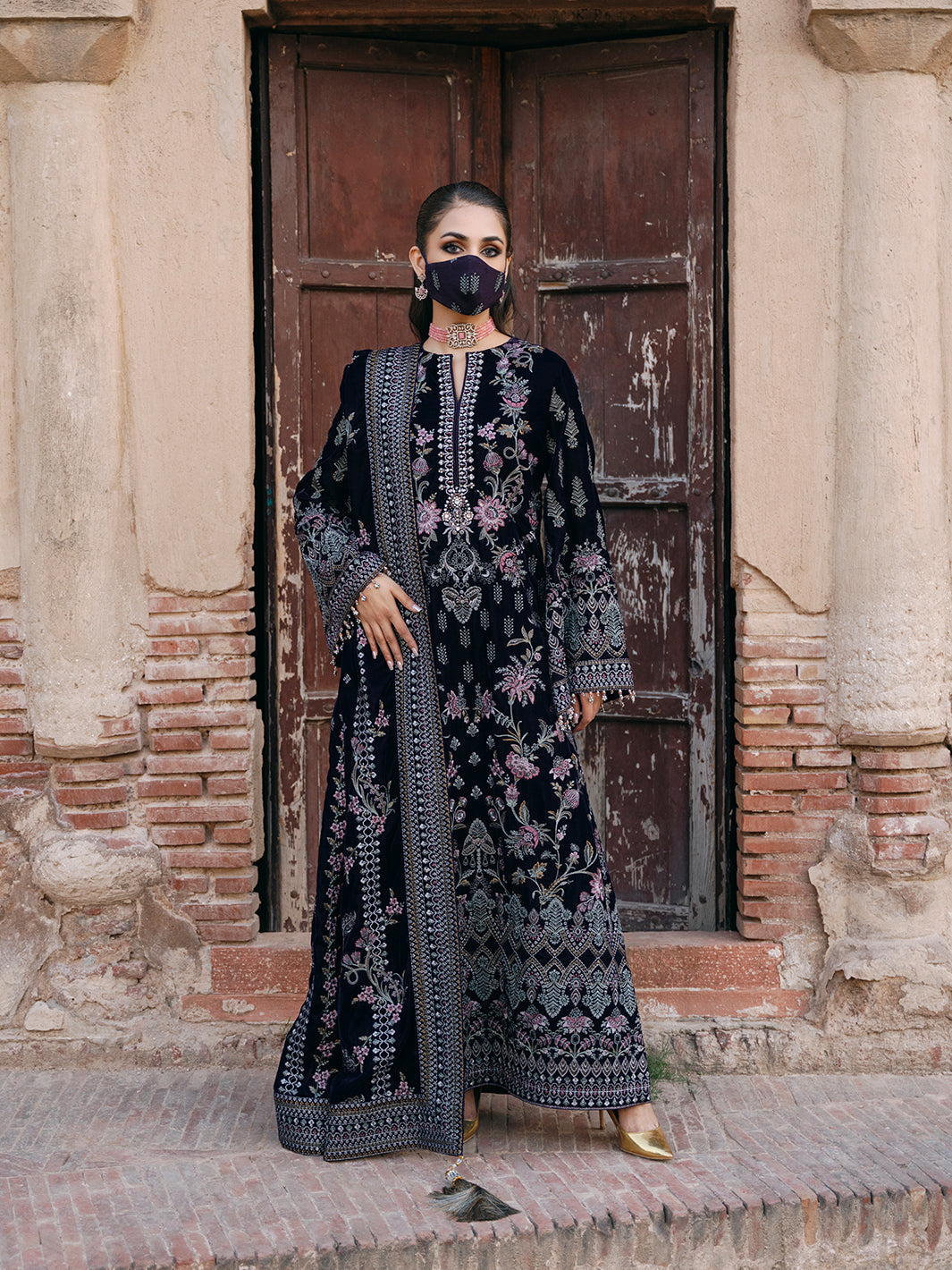 Flossie | Siara Velvet Formals | V-104 - A - Ladies Clothes - Maria Faisal