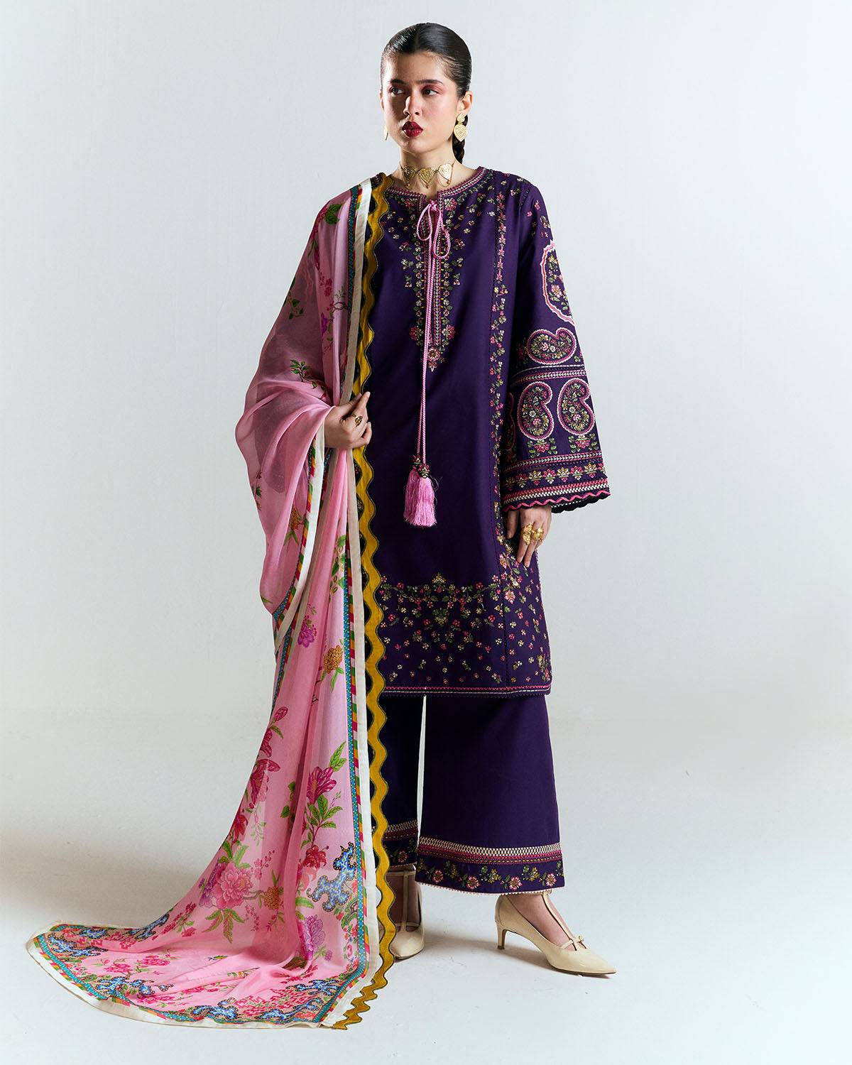 Jugnu | SS 25 | Sagar by Maria Faisal - Registered Vendor of : Jugnu - type : Ladies Clothes - 100% original wedding dresses