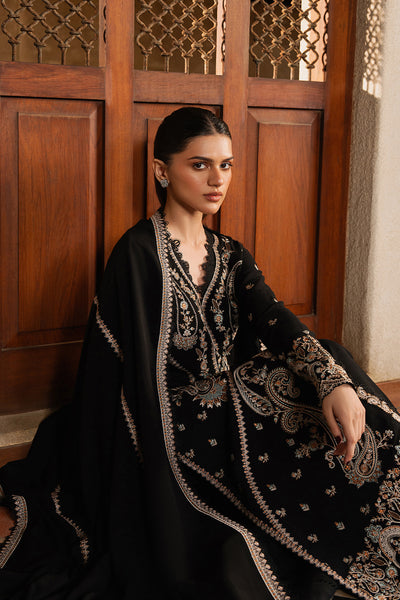 Selene – authentic Pakistani dress from the October Winter Pret 25 collection for women in the UK
