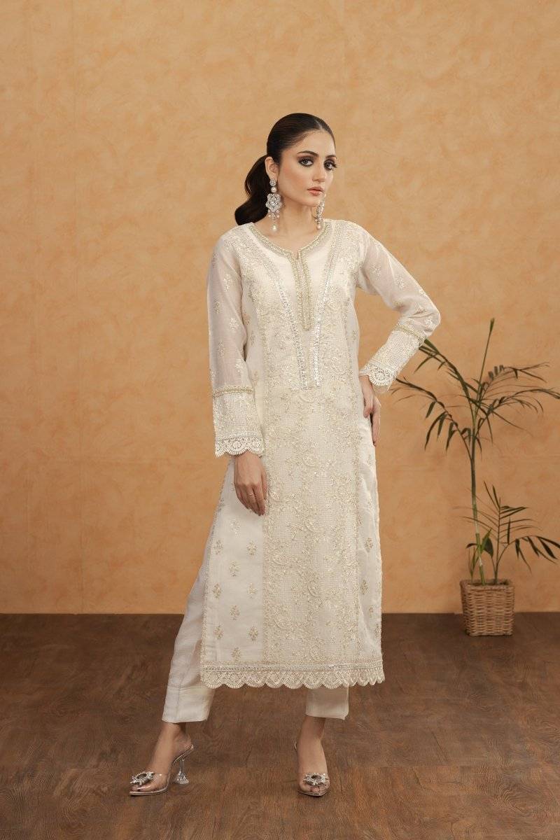Panache | Pret | White Beauty by Maria Faisal - Registered Vendor of : Panache By Mona - type : Ladies Clothes - 100% original wedding dresses