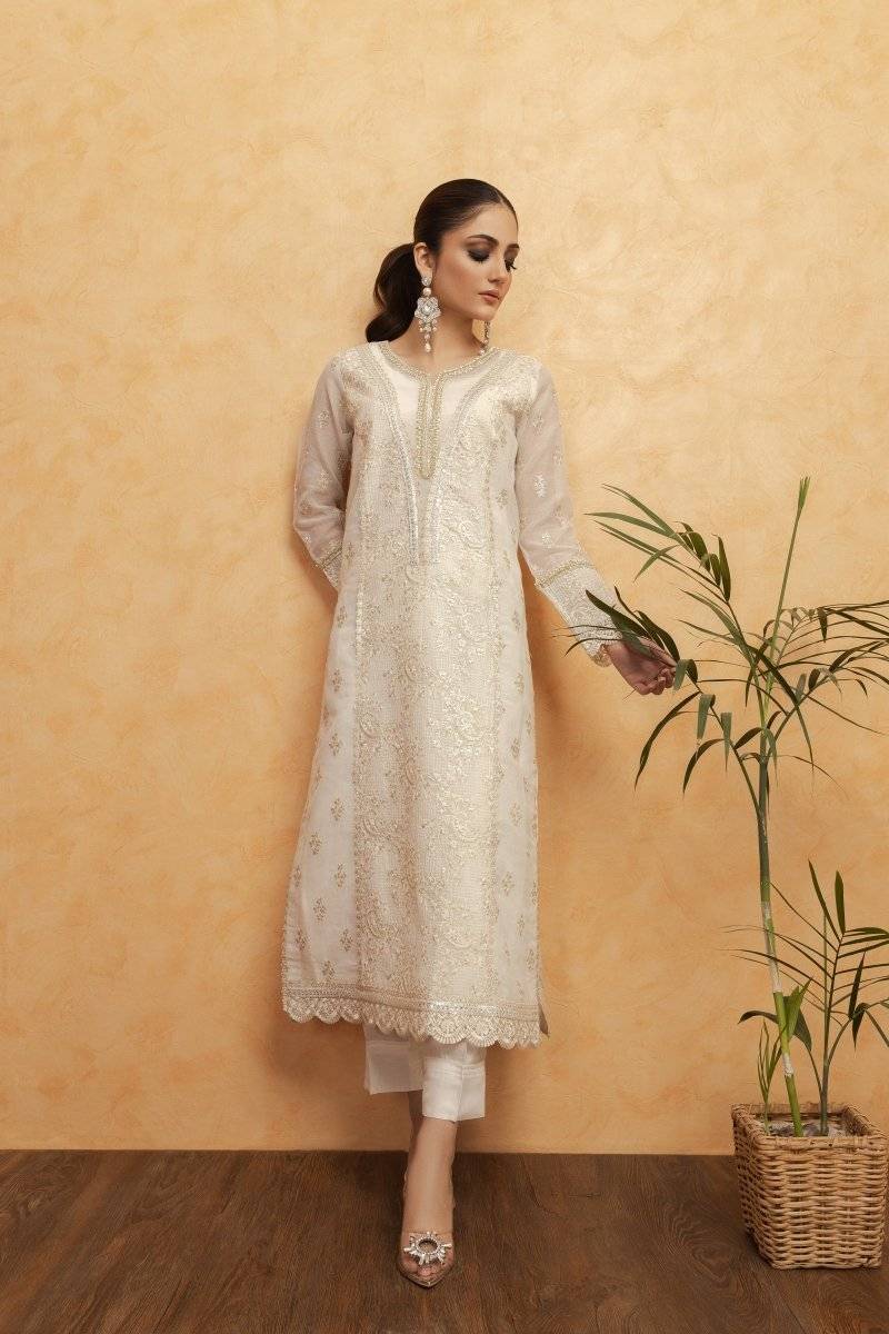 Panache | Pret | White Beauty by Maria Faisal - Registered Vendor of : Panache By Mona - type : Ladies Clothes - 100% original wedding dresses