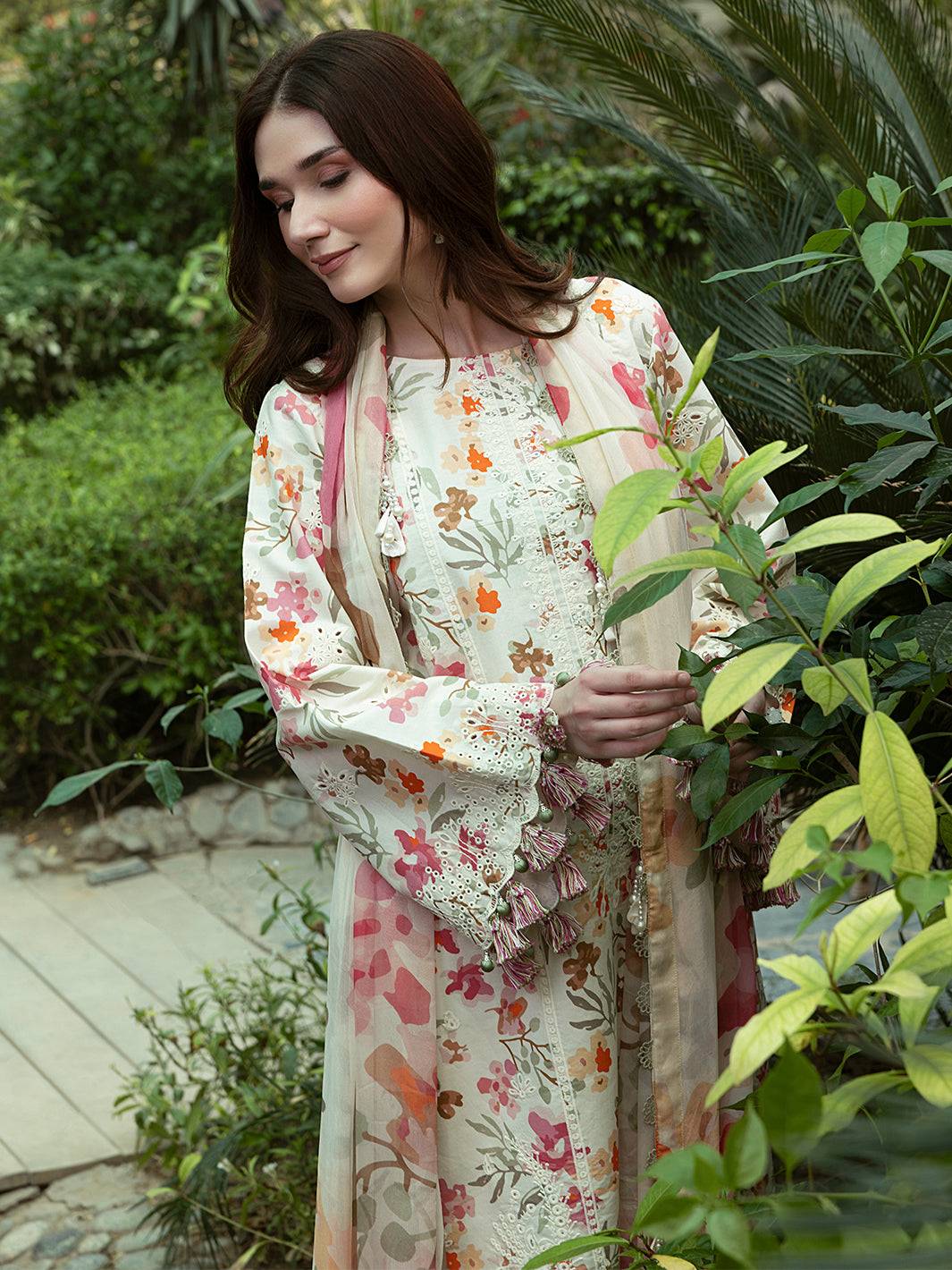 Izel | Oh Spring Lawn 25 | WISTERIA by Maria Faisal - Registered Vendor of : Izel - type : Ladies Clothes - 100% original wedding dresses