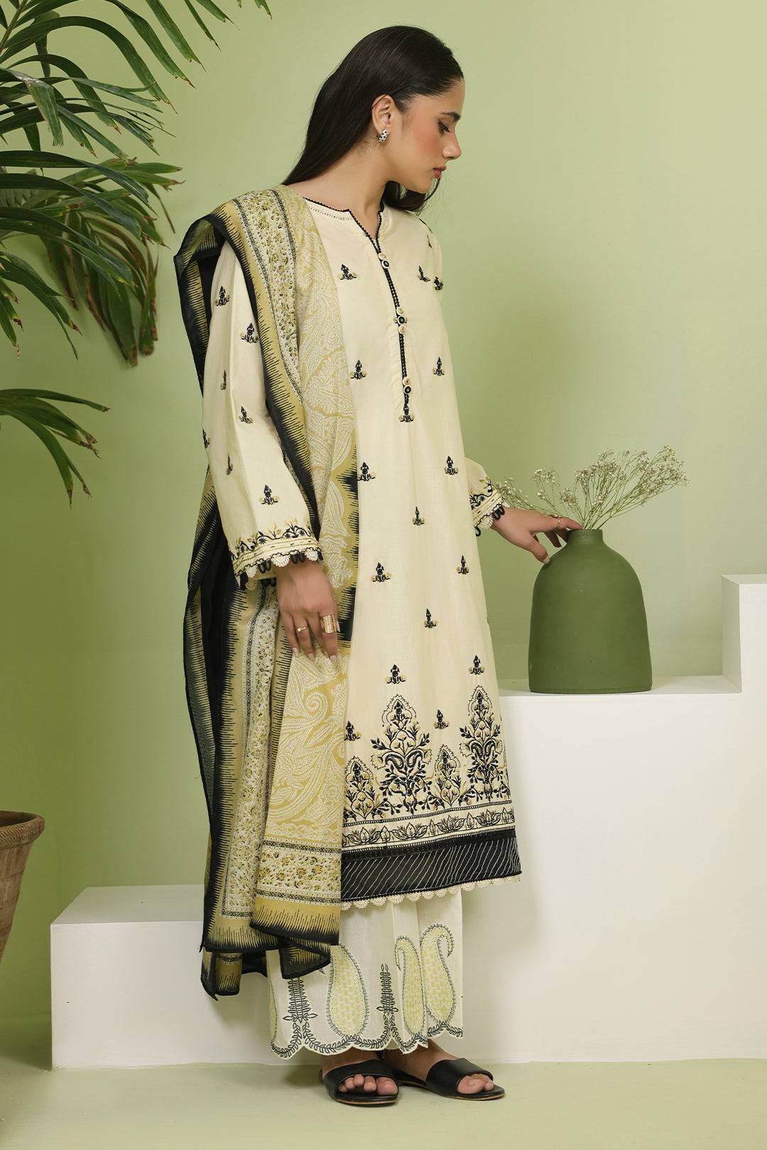 Zellbury | Unstitched 3 Piece Lawn | Embroidered Shirt Shalwar Dupatta - 1369 by Maria Faisal - Registered Vendor of : Zellbury Women - type : Essential Unstitched - 100% original wedding dresses