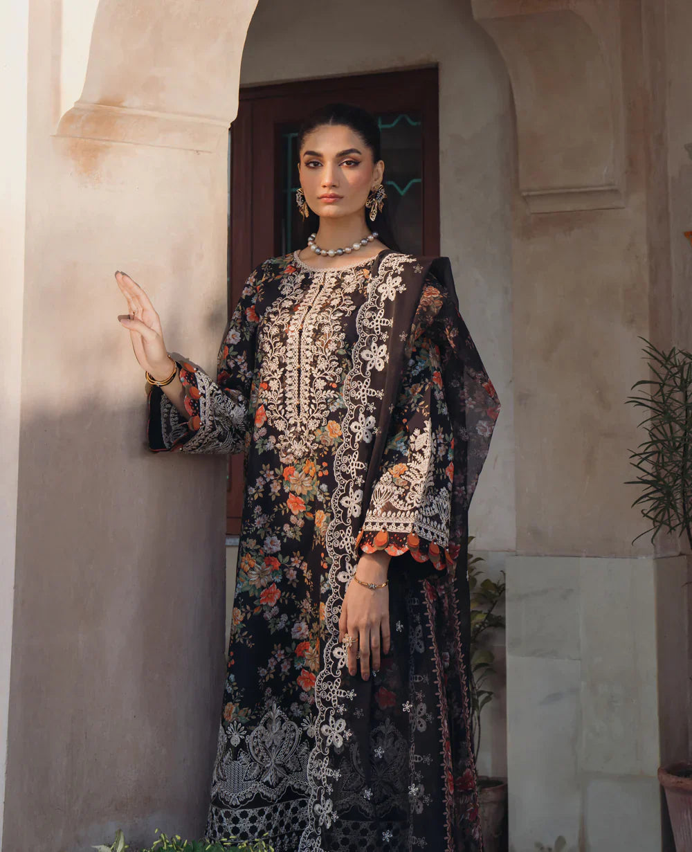 Xenia Formals | Lawn Collection 24 | Tabani - Ladies Clothes - Maria Faisal