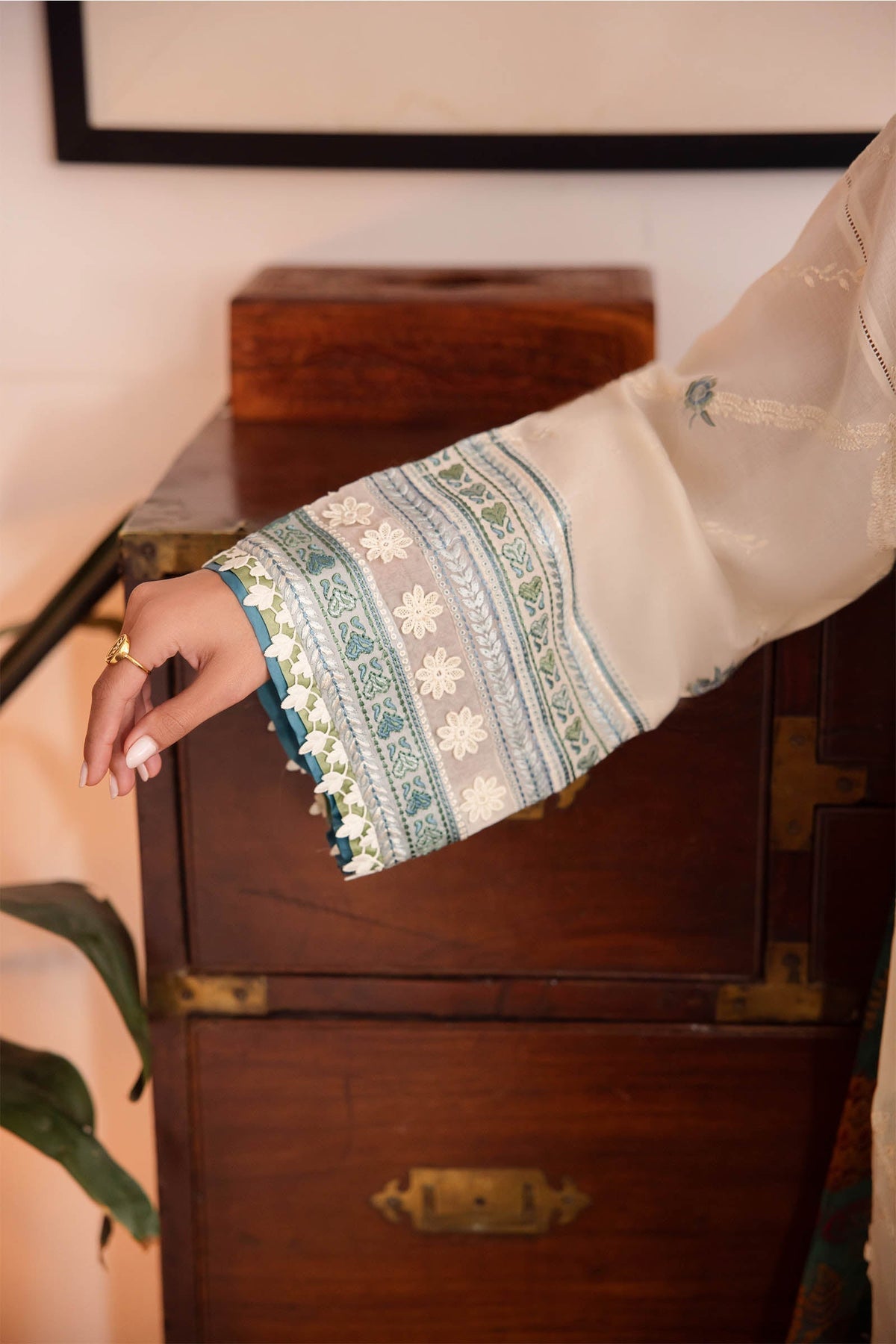 Zaha | Lawn 24 | EIRA (ZL24-05 A) - Ladies Clothes - Maria Faisal
