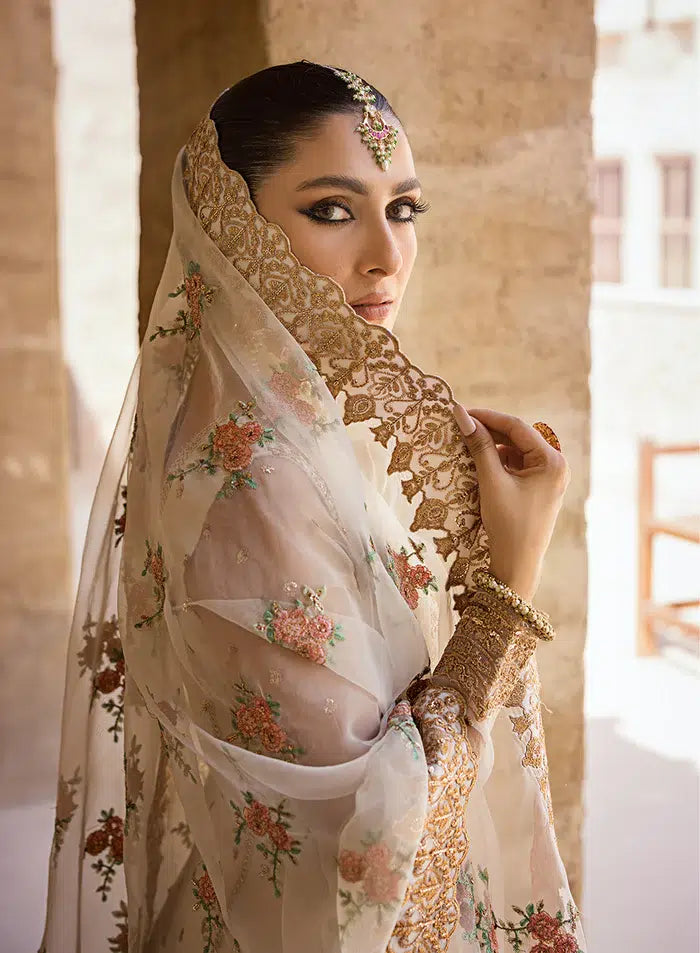 Zainab Chottani | Wedding Festive 23 | Heer