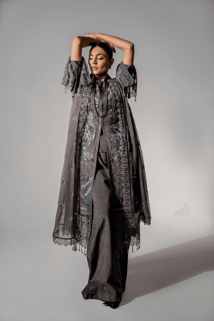 Zebtan | Aura Formals | AR-07 by Maria Faisal - Registered Vendor of : Zebtan - type : Ladies Clothes - 100% original wedding dresses