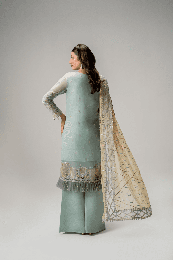 Zebtan | Aura Formals | AR-08 by Maria Faisal - Registered Vendor of : Zebtan - type : Ladies Clothes - 100% original wedding dresses